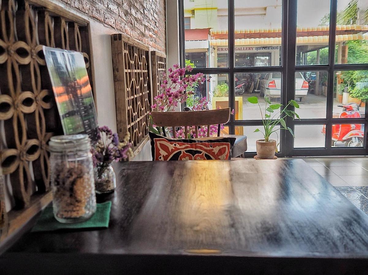 Hotel Hp House Cafe' Chiang Mai Exterior foto